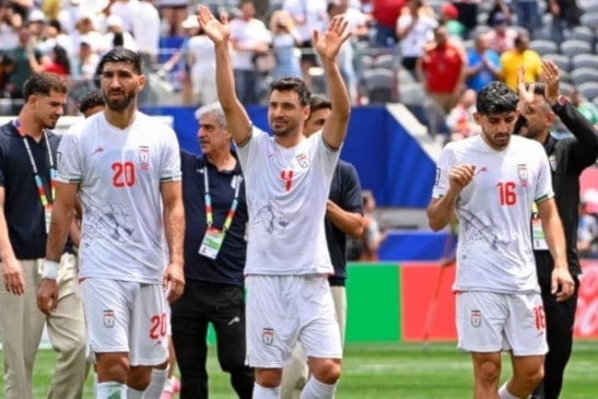 واشنطن تخفف القيود على المنتخب الإيراني