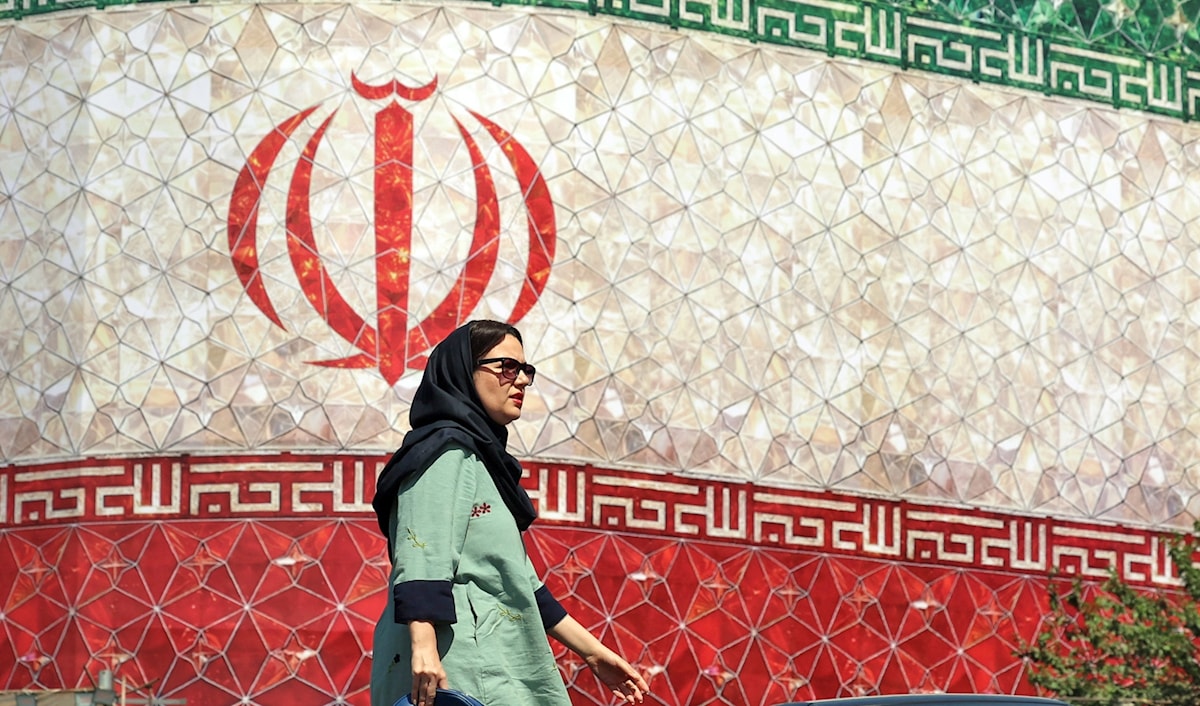 إيران قدمت نموذجاً نادراً لدولة واجهت ضغوطاً خارجية هائلة (أ ف ب)