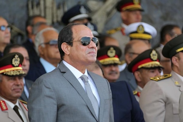 برز دور مدير مكتب الرئيس، اللواء محسن عبد النبي، باعتباره أحد أبرز المشرفين على إعادة ترتيب مراكز النفوذ داخل الدولة (من الويب)