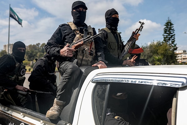تمّ فعلياً دمج قوات من «الأسايش» في «الداخلية» (أ ف ب)