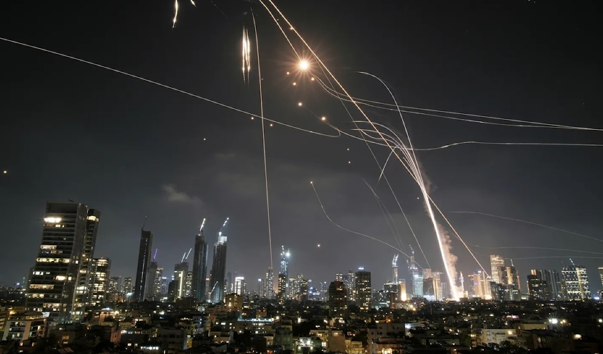 أفرزت الحروب الأخيرة قيادتين مختلفتين في قراءتهما للدروس المستخلصة في كل من طهران وتل أبيب (من الويب)