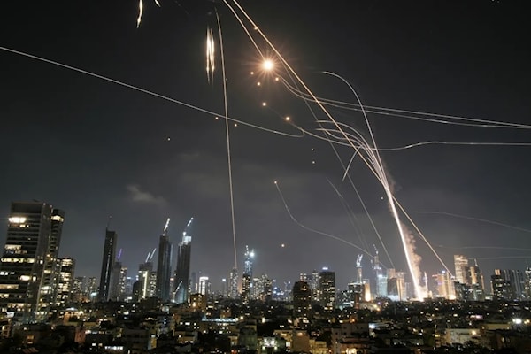 أفرزت الحروب الأخيرة قيادتين مختلفتين في قراءتهما للدروس المستخلصة في كل من طهران وتل أبيب (من الويب)