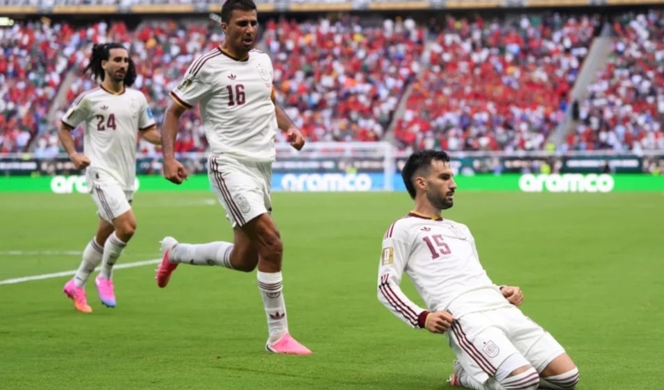 يُعتبر منتخب «لاروخا» من أبرز المنتخبات المُرشّحة للفوز بالمونديال.