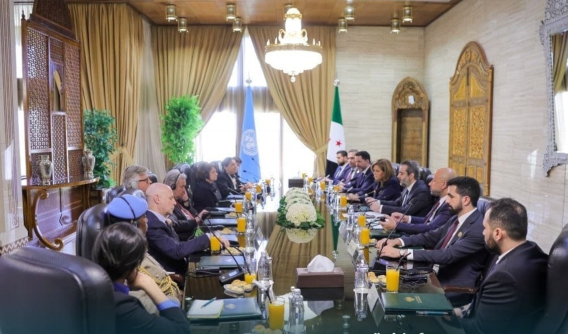 أكد الشيباني أن الحكومة تعمل على توفير الظروف المناسبة لعودة المزيد من النازحين واللاجئين (من الويب)