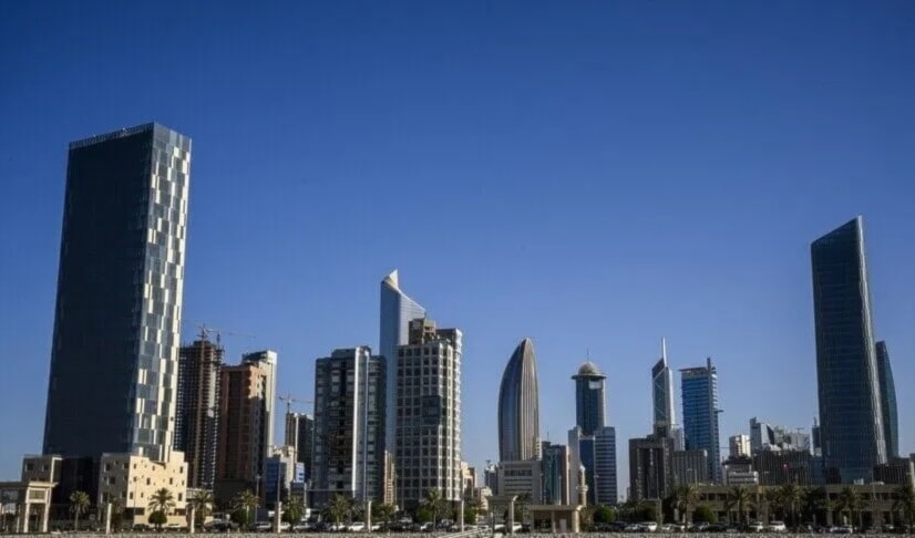 أكدت سفيرة الكويت لدى الولايات المتحدة أن «الكويت لم تشارك في أي عمليات عسكرية ضد إيران (من الويب)
