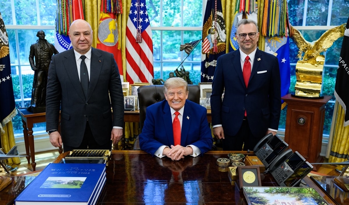 (أكس)