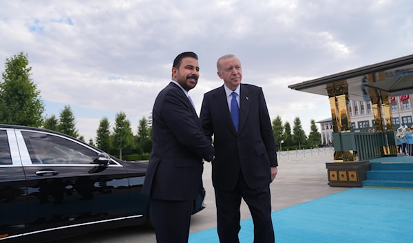 إردوغان يستقبل الزيدي لدى وصوله إلى أنقرة (من الويب)