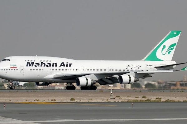 طائرة «ماهان إير» إيرانية تكسر الحصار السعودي على مطار صنعاء (من الويب)