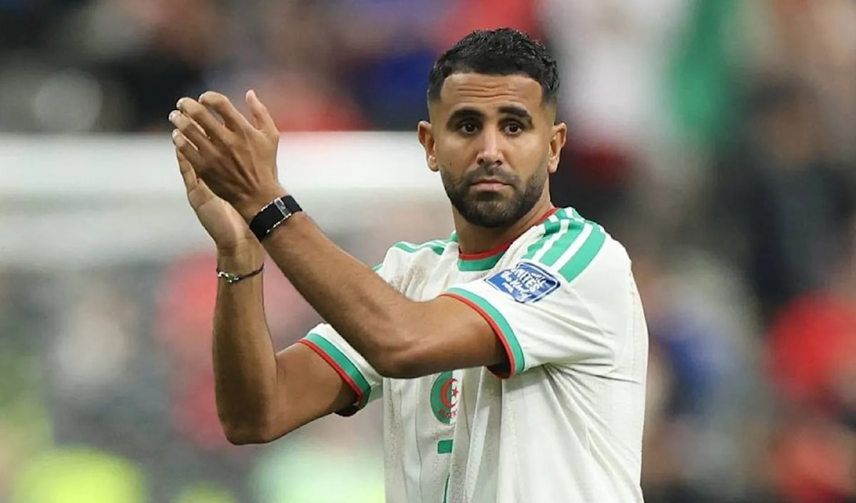 محرز: «كانت هذه المباراة هي آخر مباراة أشارك فيها مع المنتخب».