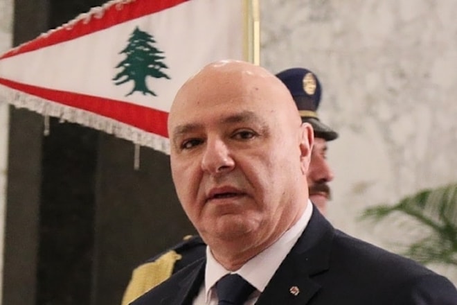 عون: هناك خطوط حمراء لا يجوز تجاوزها كالسعي إلى الفتنة أو إسقاط الحكومة (مروان بو حيدر)
