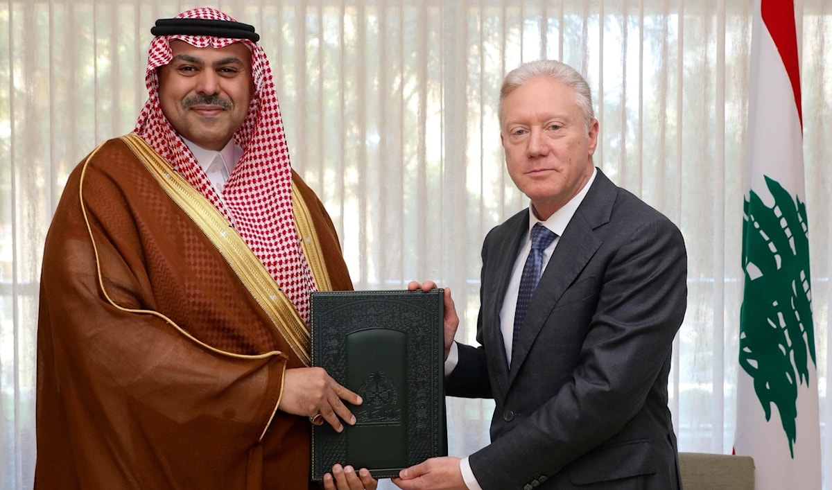 السفير السعودي الجديد يُسلِّم وزير الخارجية نسخة عن أوراق اعتماده (أكس)