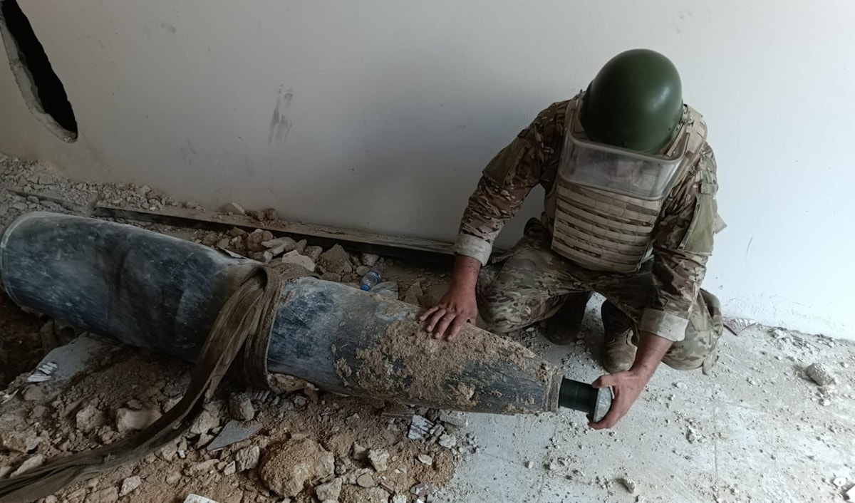 دعا الجيش المواطنين إلى اتخاذ أقصى تدابير الحيطة والحذر في الأماكن التي تعرضت لاعتداءات إسرائيلية.