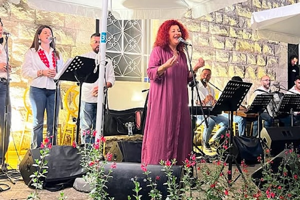 رحلة موسيقية بين الجاز والكلاسيك