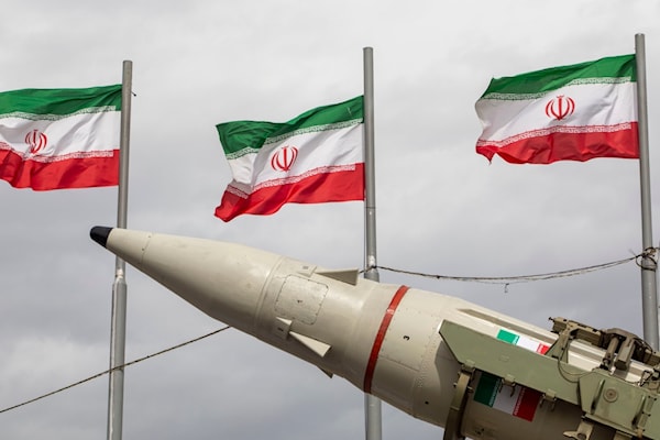 طهران تقصف أهدافاً أميركية في دول خليجية (من الويب)