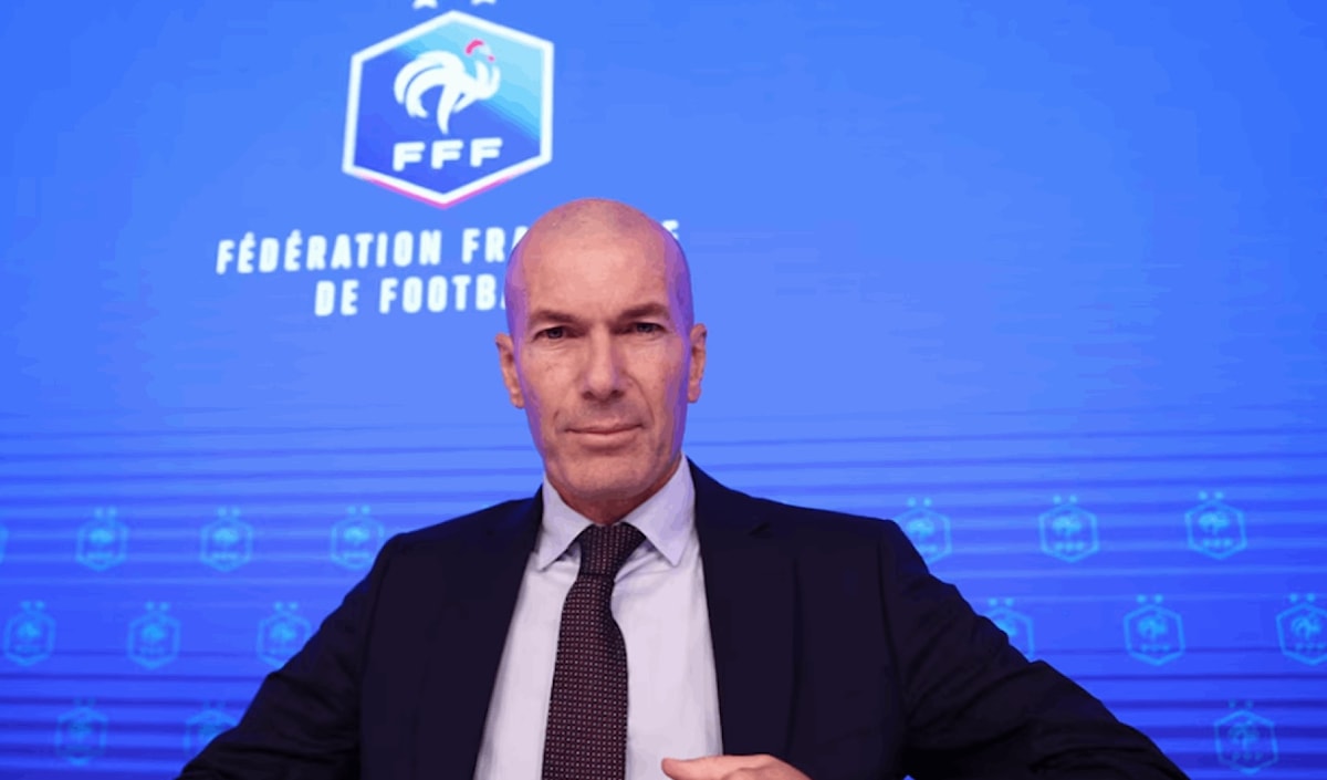 الاتحاد الفرنسي يكشف عن الجهاز الفني للمنتخب