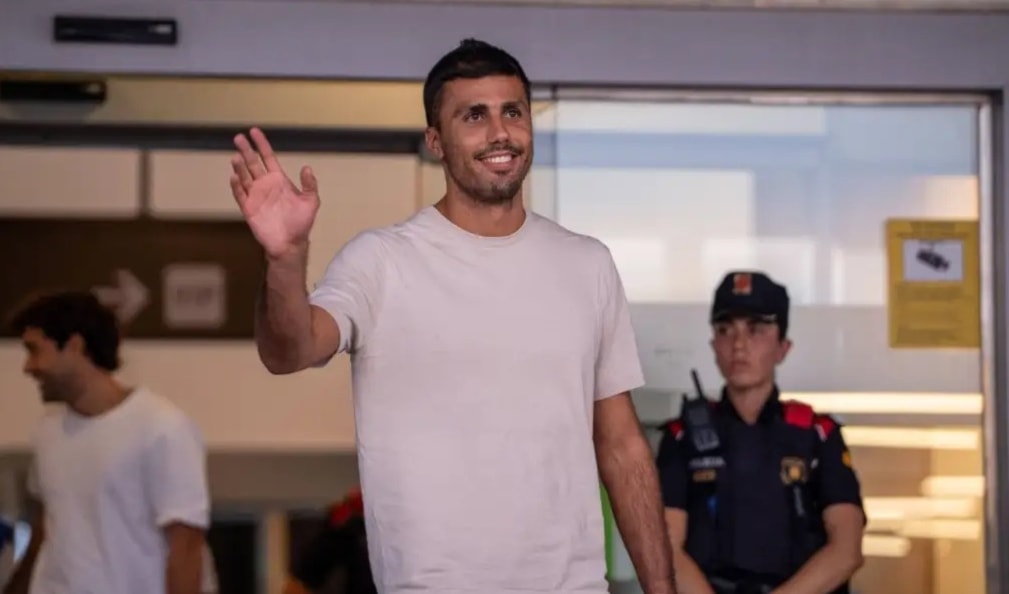 سيدفع برشلونة مبلغاً ثابتاً قدره 60 مليون يورو للاعب، بالإضافة إلى 11 مليون يورو كمتغيّرات.