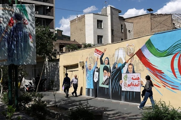 اعتبر الحرس الثوري الإيراني أن التآزر مع الحكومة يضمن إفشال العقوبات الأميركية (من الويب)
