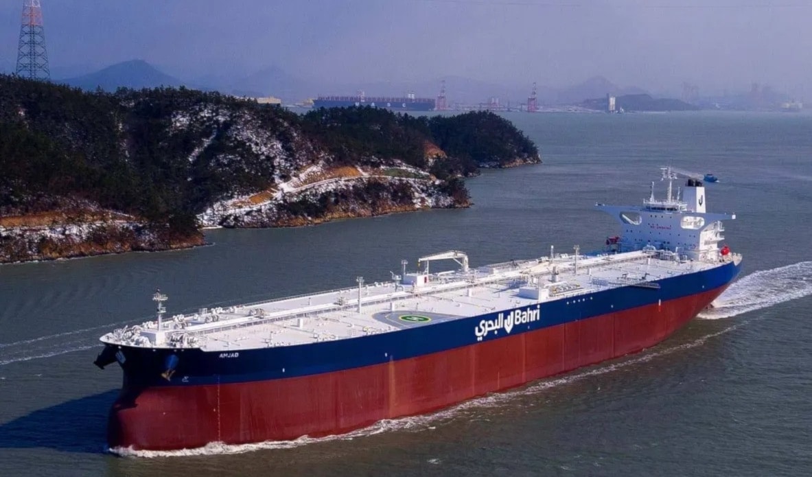 ناقلة النفط العملاقة VLCC التابعة لشركة «البحري» السعودية (من الويب)