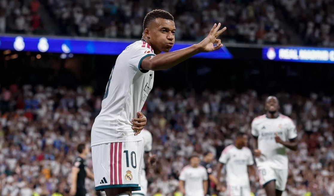 فازَ ريال مدريد (4-1) أمام ريال سوسييداد.