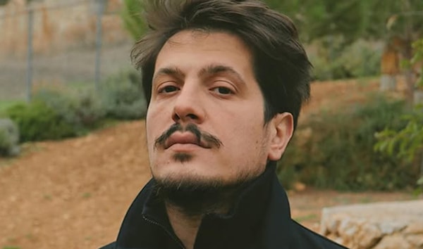 مغامرته الشخصية امتداد لأعماله التي تفضح الخوف من الآخر |  محمد دايخ: طريق لبنان تمرّ في المونتيفيردي