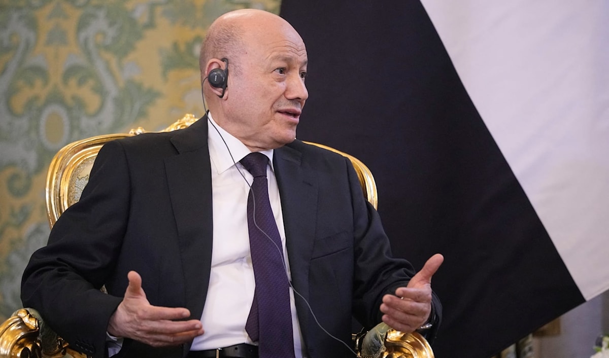 السعودية تدفع العليمي للإطاحة بالزنداني (من الويب)