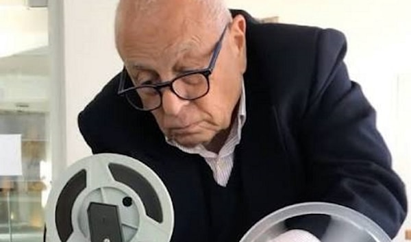 أنطوان كبّابة «خلف آلة العرض»