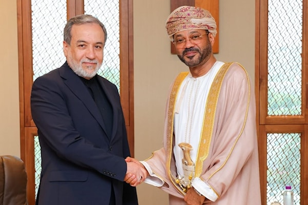 بدا الاجتماع قبل إعلان تأجيله محاولة للتخفّف من الضغوط (من الويب)