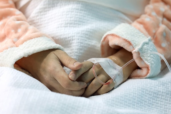 مجرّد تخيّل مشهد انطفاء العيون يفوق قدرة العقول على التحمّل (هيثم الموسوي)