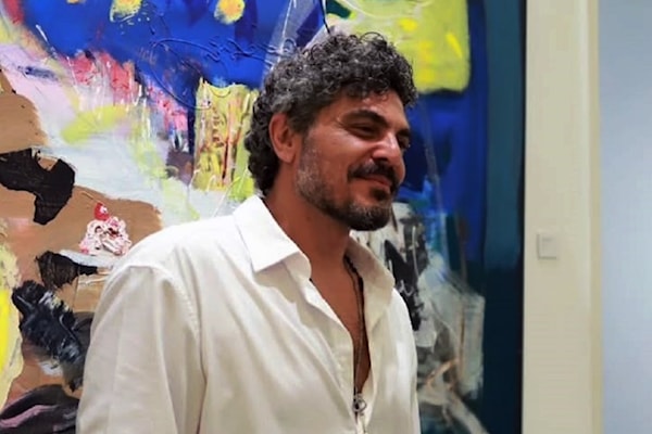 أسامة غندور يعود إلى المدينة