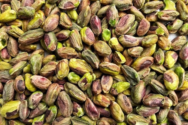 ماذا يحدث لضغط الدم عند تناول الفستق يومياً؟