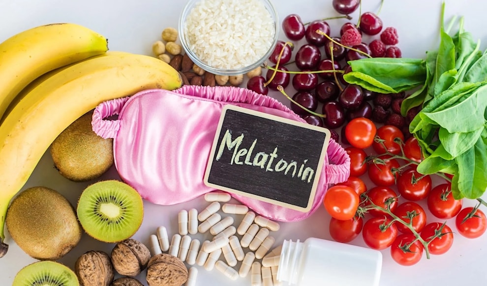 بعض الأطعمة قد توفر الميلاتونين مباشرة.